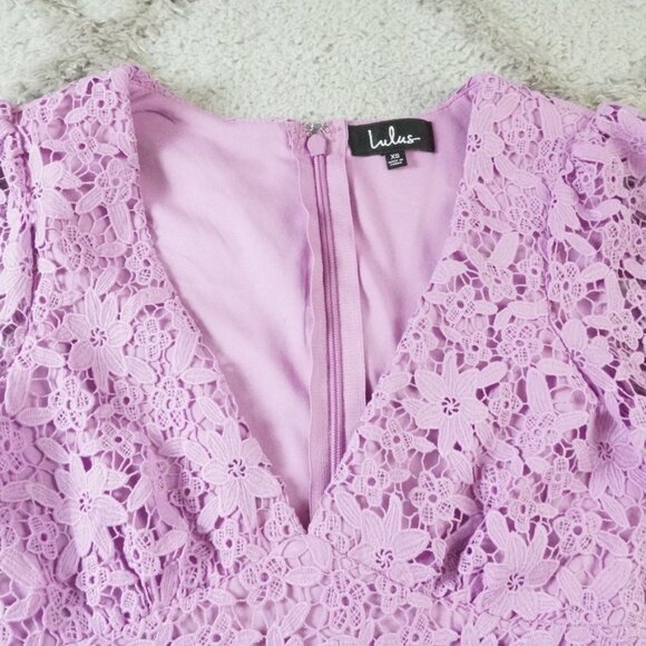 Lulu’s Sweetie Lavender Lace Flower Dress Womens Extra Small V-Neck - Picture 6 of 15